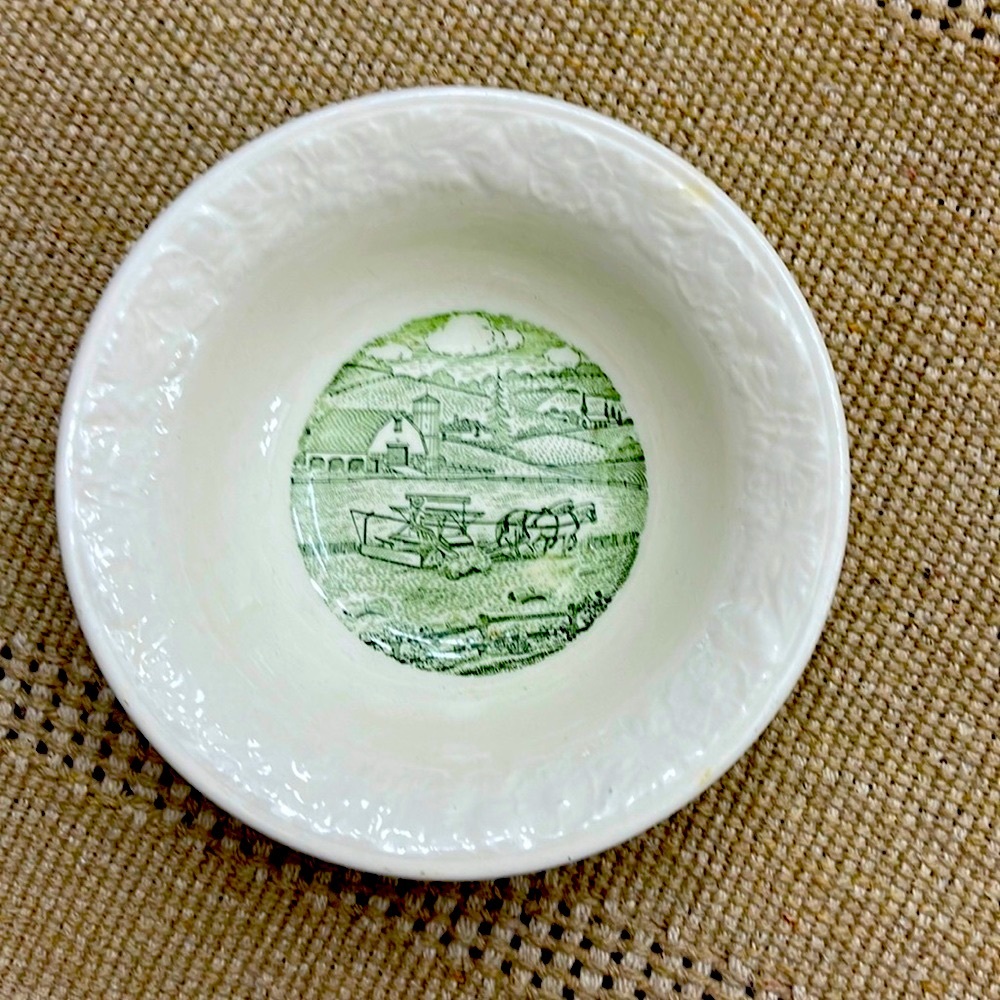 Homer Laughlin Pastoral green fruit/ cereal bowl